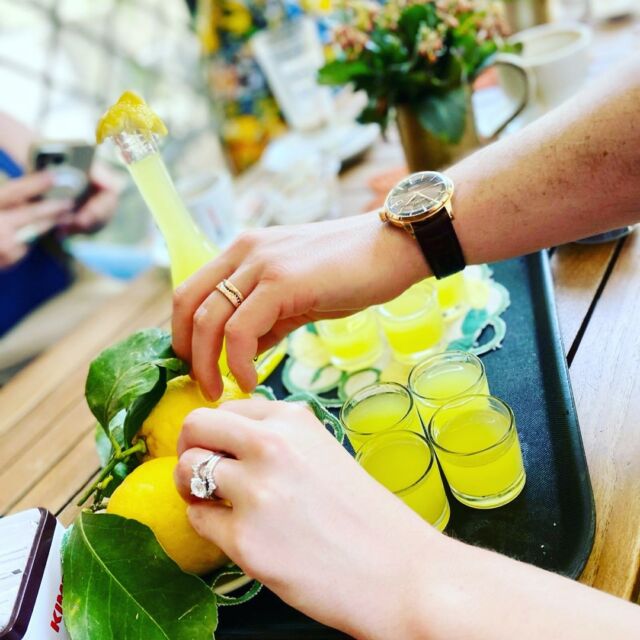 We never leave the table without sharing a #limoncello 🍋 made from the famous Amalfi Lemons. Join us on #tasteofsorrento #foodtoursinsorrento